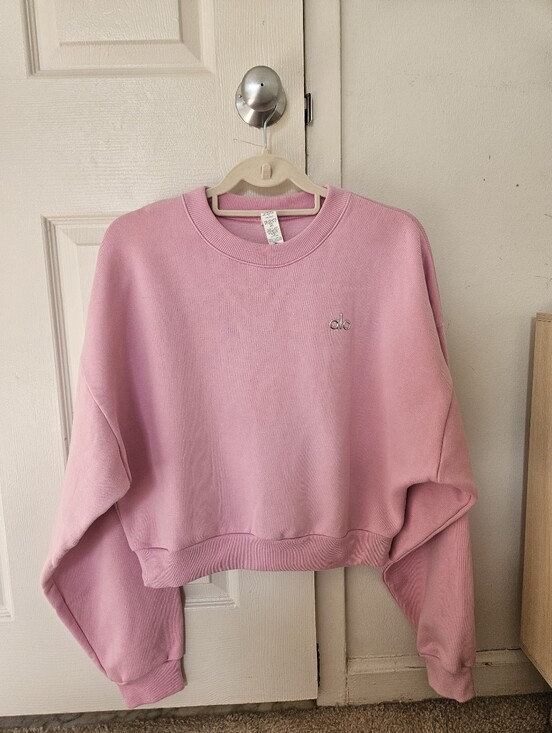 ALO Yoga Tops - Alo Cropped Sweatshirt Candy Heart Ink Large